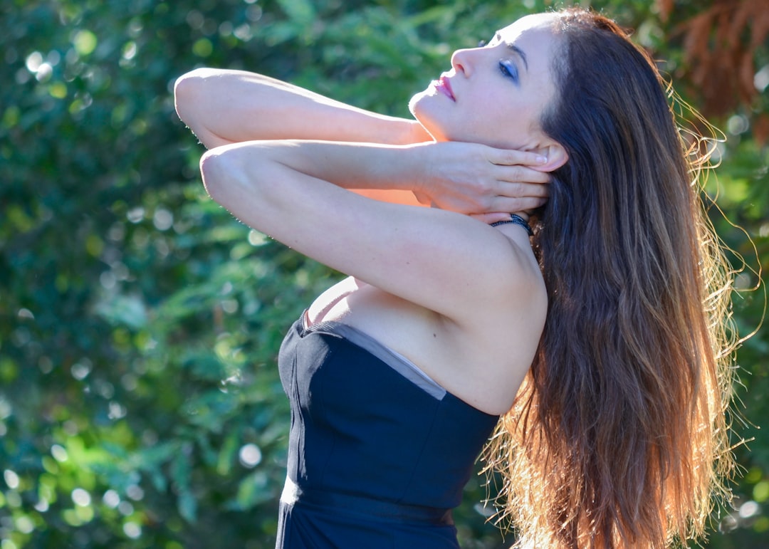 Photo strapless dress